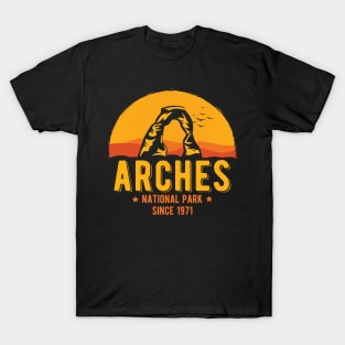 Arches Utah National Park Since 1971 Sunset T-Shirt